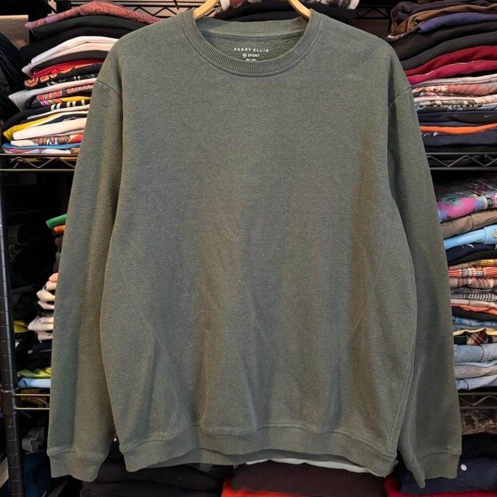 Perry Ellis Sport Performance Men Sz Medium Crewneck‎ Oversized Baggy Sweatshirt